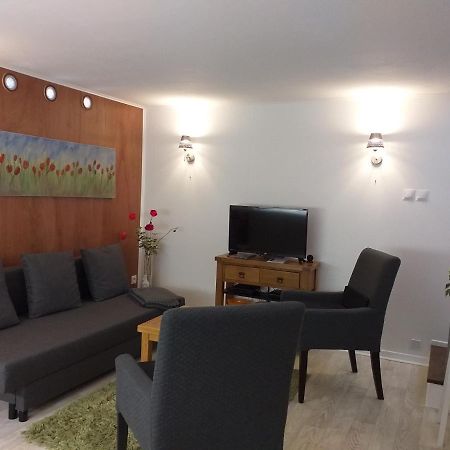 Le Pre Pigeon 86250 Charroux Vienne住宿加早餐旅馆 外观 照片